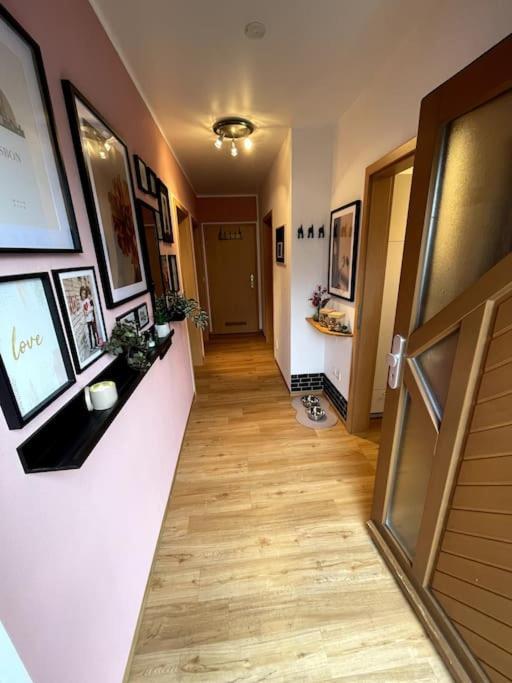 Cozy Wilkipartment Bis 4 Pers - Hund - Netflix - Wlan - Wintergarten - Coffeebar - Popcorn Verl Εξωτερικό φωτογραφία